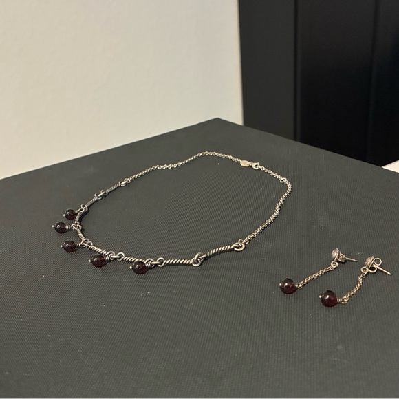 Rare Retired James Avery Garnet Necklace and Earring Set - Picture 2 of 8